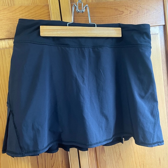 Lululemon Tiered Ruffle Skort - Picture 2 of 4